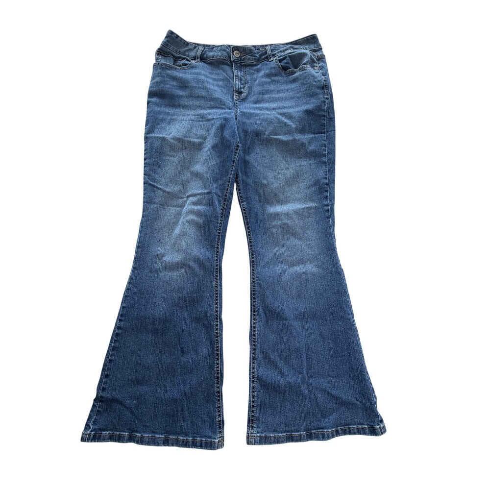 Maurices Jeans Womens 18 Blue Medium Wash High Rise Flare Stretch Denim 38x30